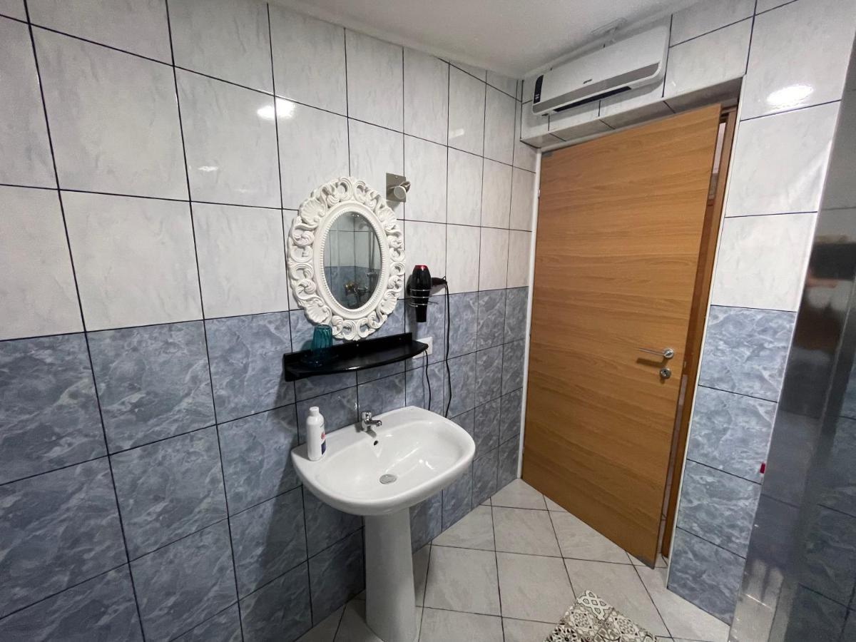 Tavernerio Al Cervo Tra I Laghi Bed & Breakfast エクステリア 写真