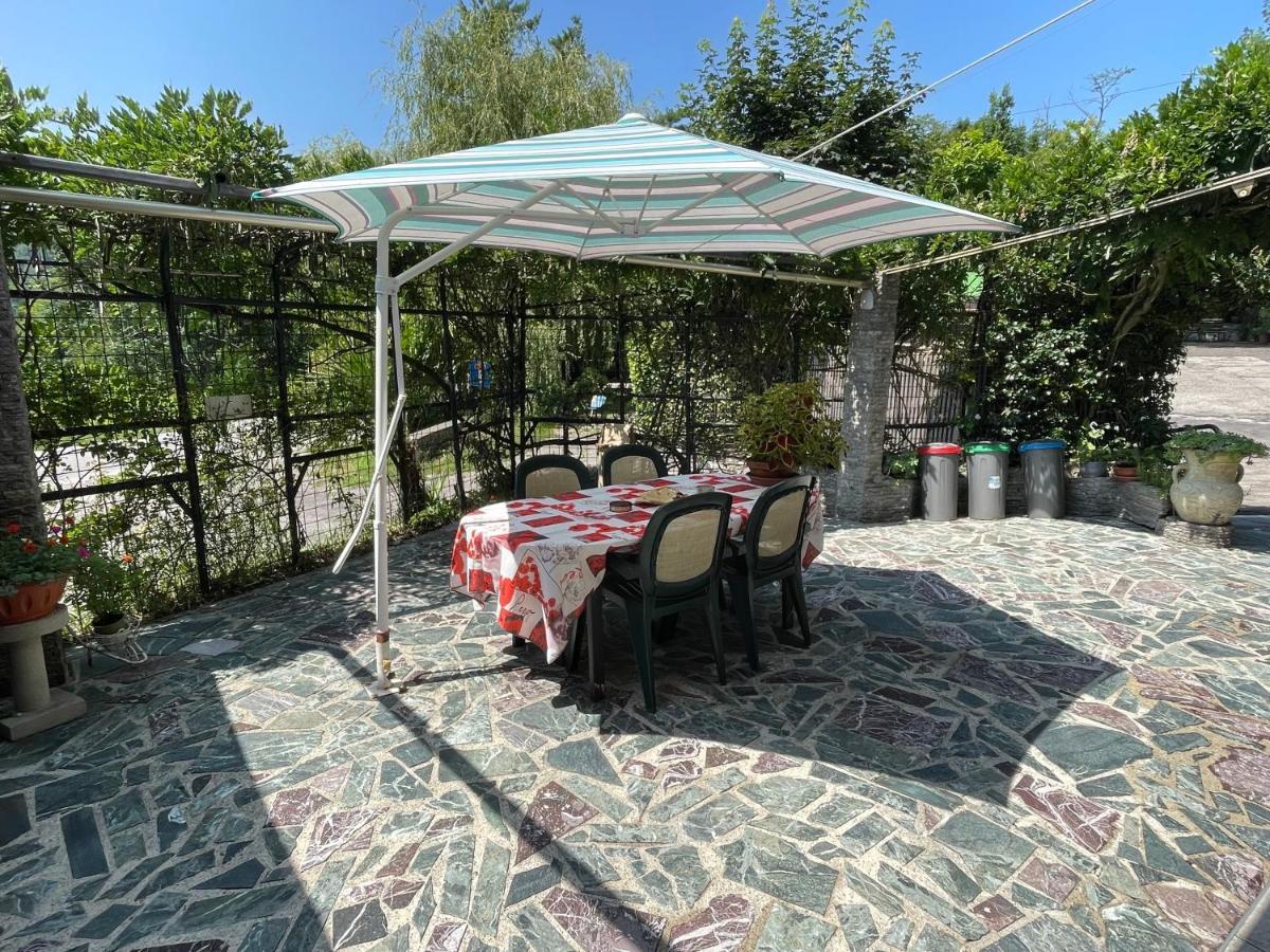 Tavernerio Al Cervo Tra I Laghi Bed & Breakfast エクステリア 写真