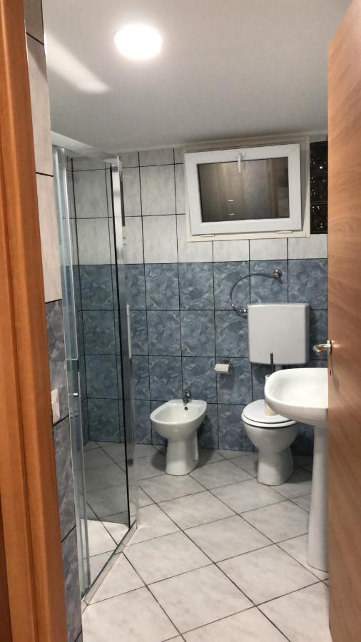 Tavernerio Al Cervo Tra I Laghi Bed & Breakfast エクステリア 写真