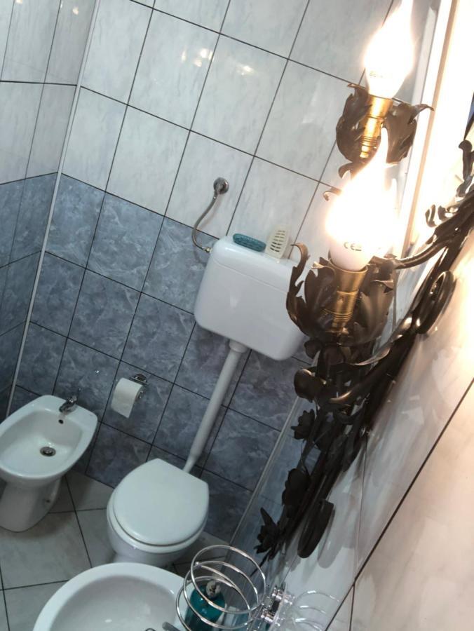 Tavernerio Al Cervo Tra I Laghi Bed & Breakfast エクステリア 写真